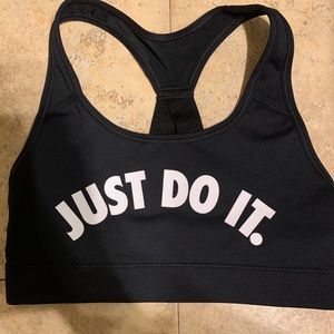 Nike sportsbra